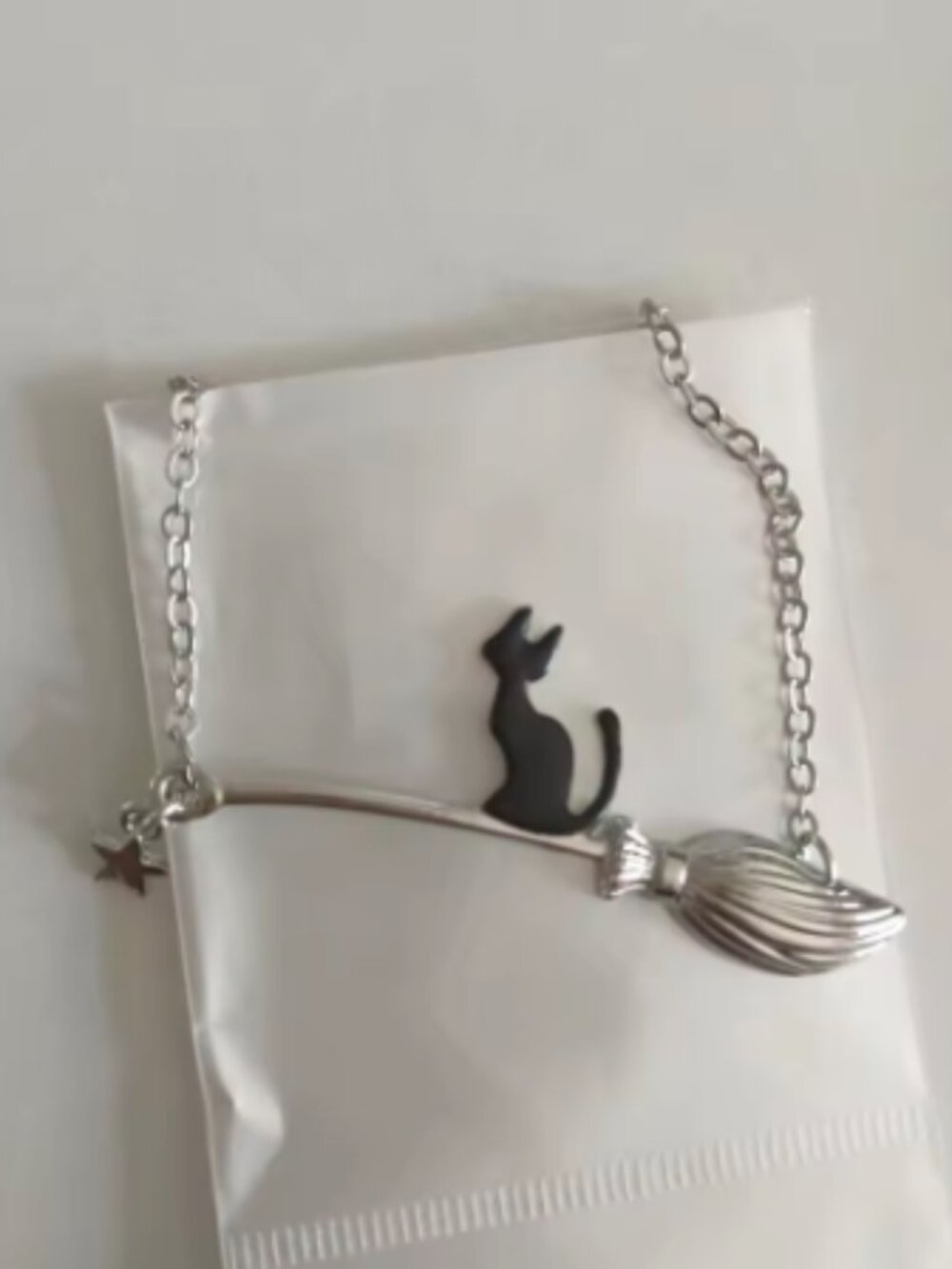 🍏50% OFF/3+...Black Cat on Broomstick Necklace with Star Charm